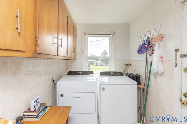 6319 Pole Green Rd, Mechanicsville, VA 23116