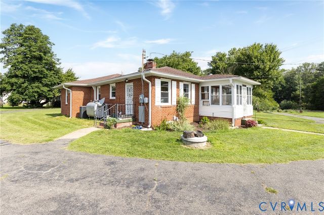 6319 Pole Green Rd, Mechanicsville, VA 23116