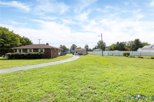 6319 Pole Green Rd, Mechanicsville, VA 23116