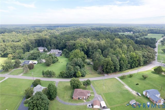 6319 Pole Green Rd, Mechanicsville, VA 23116
