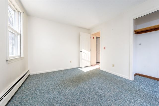 4 Lan Rd, Sandwich, MA 02563