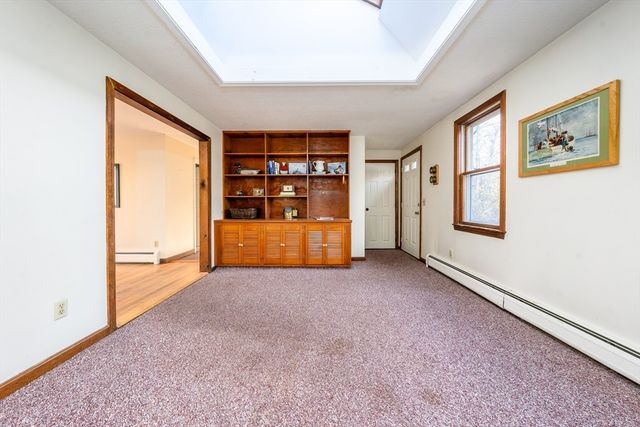 4 Lan Rd, Sandwich, MA 02563