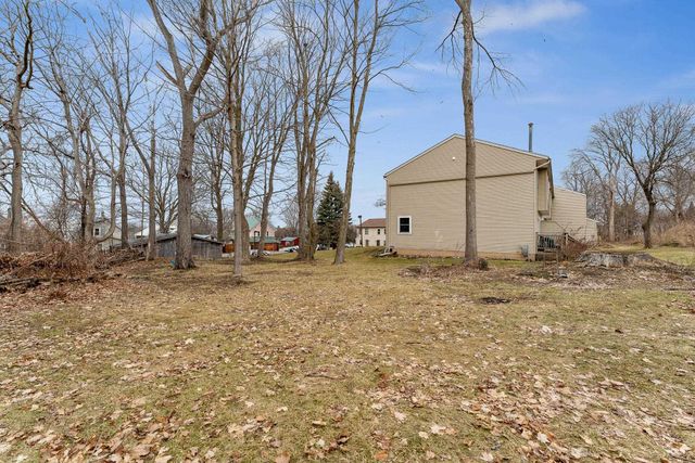 13 Cherry Tree Court, St. Albans City, VT 05478