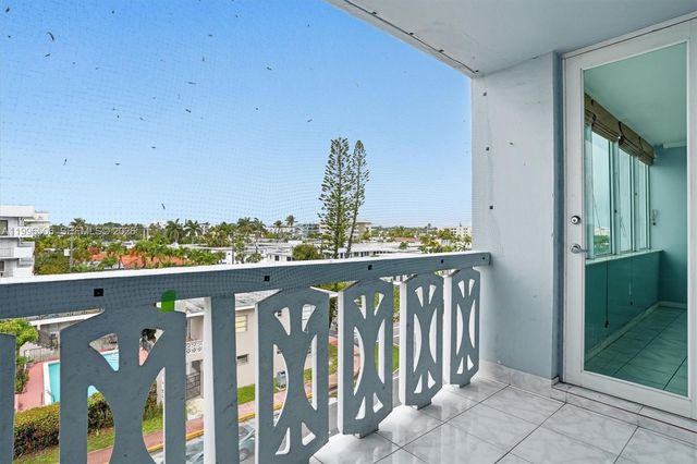 8233 Harding Ave 504, Miami Beach, FL 33141