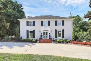 906 Colonial Drive, Albemarle, NC 28001