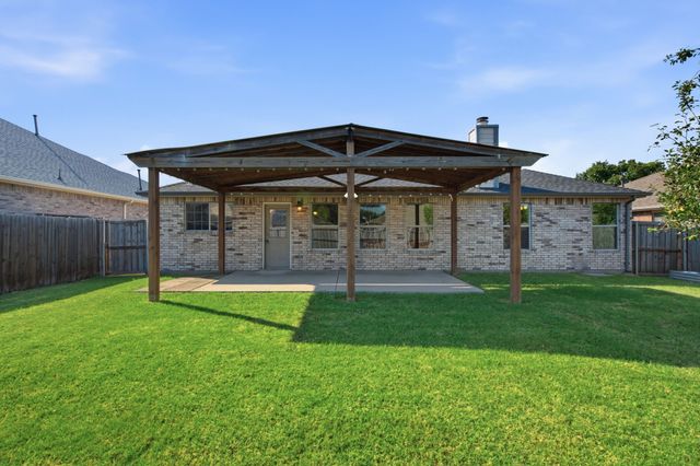 237 Flatwood Drive, Little Elm, TX 75068