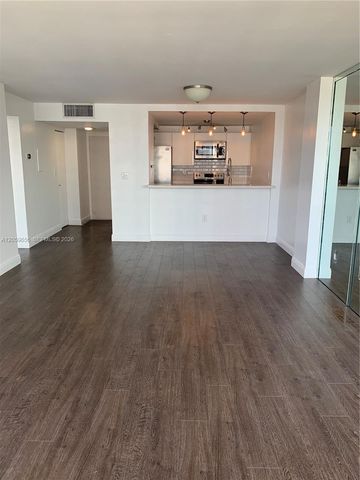 600 NE 36th St 1017, Miami, FL 33137