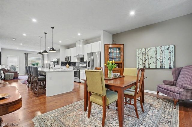 1610 Mud Brook Lane, Akron, OH 44313