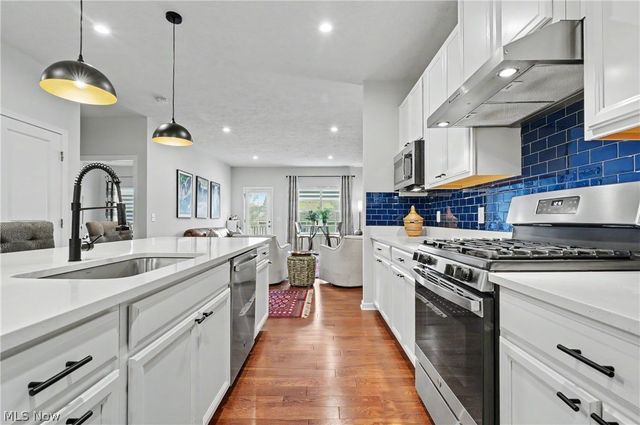 1610 Mud Brook Lane, Akron, OH 44313