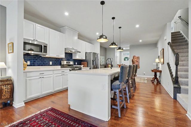 1610 Mud Brook Lane, Akron, OH 44313