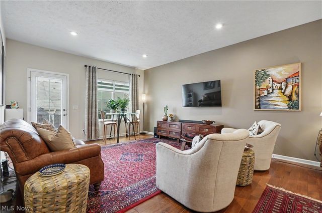 1610 Mud Brook Lane, Akron, OH 44313