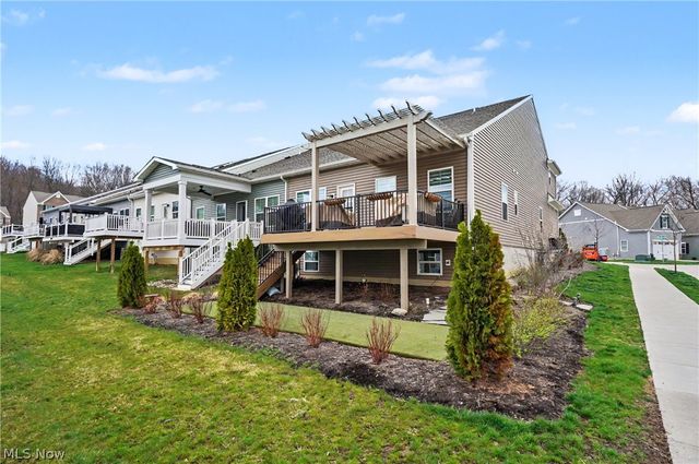 1610 Mud Brook Lane, Akron, OH 44313