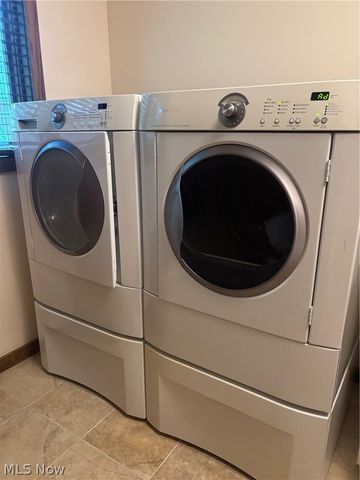 1610 Mud Brook Lane, Akron, OH 44313