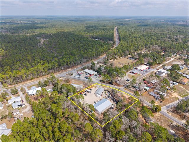 60 McDaniels Fishcamp Road, Freeport, FL 32439