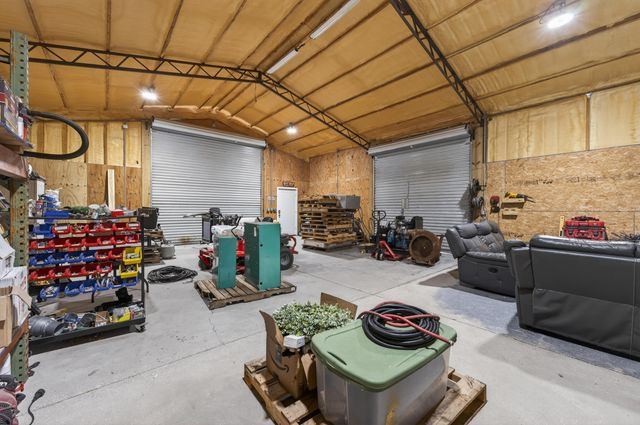 60 McDaniels Fishcamp Road, Freeport, FL 32439