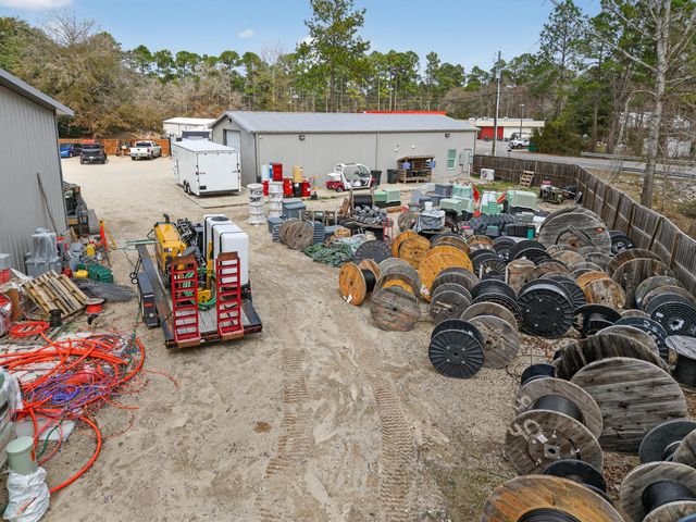 60 McDaniels Fishcamp Road, Freeport, FL 32439