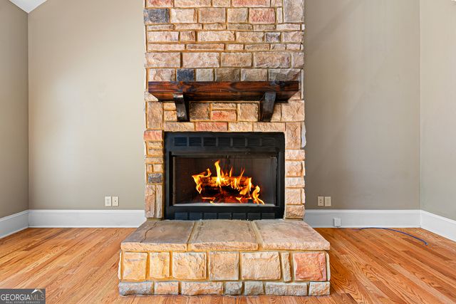 141 Crawfords Ferry Point, Hartwell, GA 30643