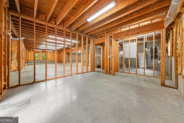 141 Crawfords Ferry Point, Hartwell, GA 30643