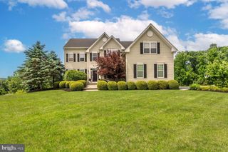 38 MUSIC MOUNTAIN BLVD, Lambertville, NJ 08530