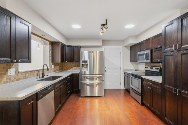 606 Grace Street NE, Albuquerque, NM 87123