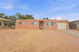 606 Grace Street NE, Albuquerque, NM 87123
