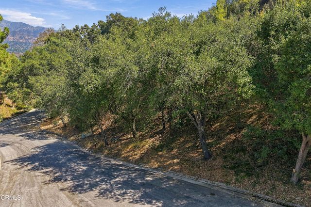 1220 Flintridge Circle, La Canada Flintridge, CA 91011