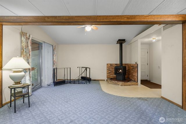 6091 NE Twin Spits Road, Hansville, WA 98340