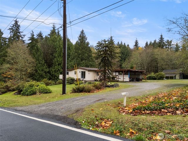 6091 NE Twin Spits Road, Hansville, WA 98340