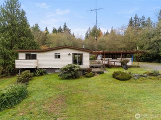 6091 NE Twin Spits Road, Hansville, WA 98340