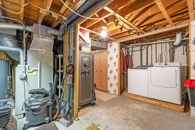 94 Durham Rd 94, Dedham, MA 02026