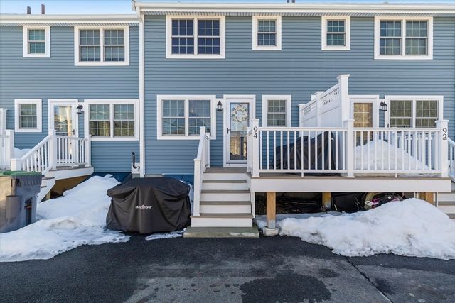 94 Durham Rd 94, Dedham, MA 02026