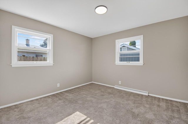 1008 Saxony DRIVE, Racine, WI 53402