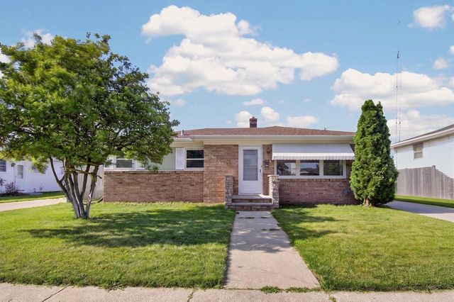 1008 Saxony DRIVE, Racine, WI 53402