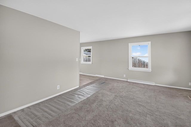1008 Saxony DRIVE, Racine, WI 53402
