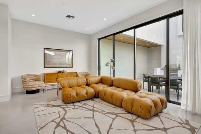 1901 Dock Street, West Palm Beach, FL 33401