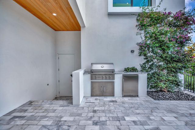 1901 Dock Street, West Palm Beach, FL 33401