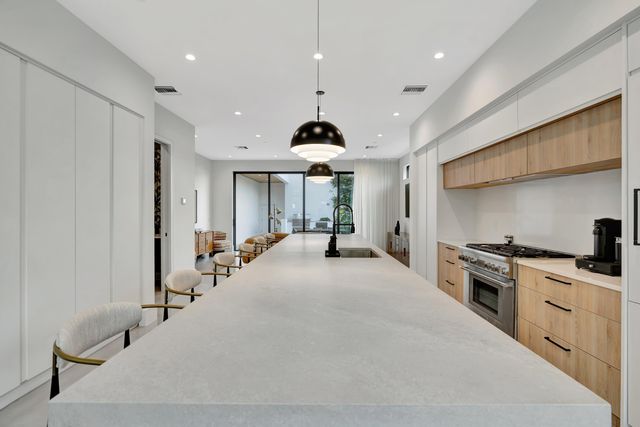 1901 Dock Street, West Palm Beach, FL 33401