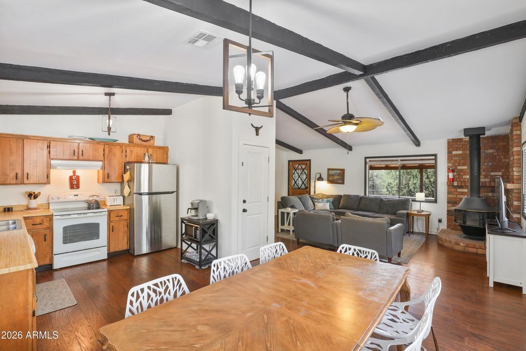 Image 11 of property listing at 6630 W Jan Drive, Pine, AZ 85544