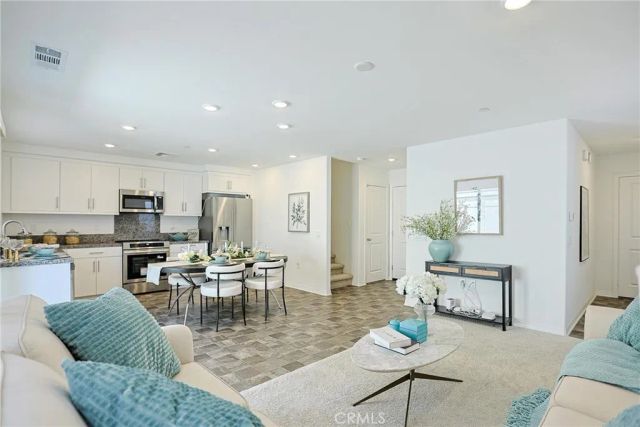 7486 Olive Grove, Riverside, CA 92507