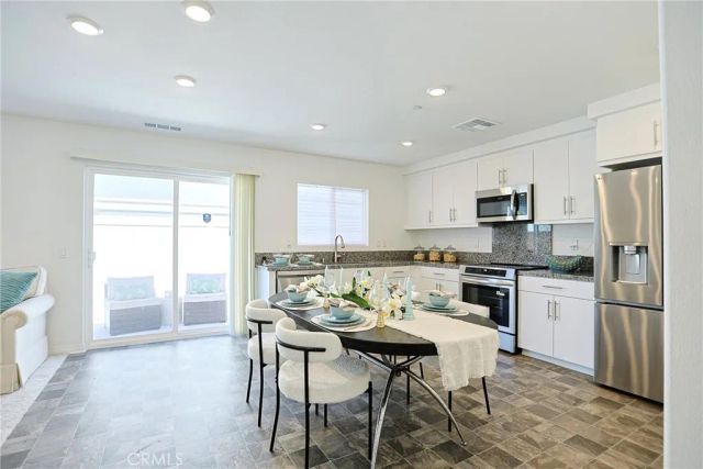 7486 Olive Grove, Riverside, CA 92507