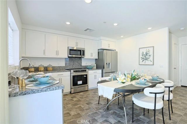 7486 Olive Grove, Riverside, CA 92507