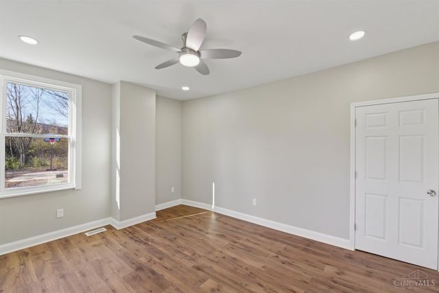 8081 Woodbine Avenue, Cincinnati, OH 45216