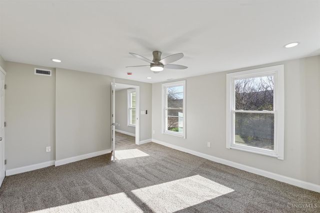 8081 Woodbine Avenue, Cincinnati, OH 45216