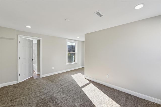 8081 Woodbine Avenue, Cincinnati, OH 45216