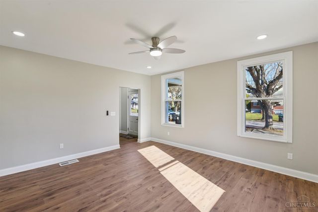 8081 Woodbine Avenue, Cincinnati, OH 45216