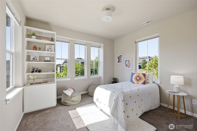 18856 Colwood Avenue NE, Poulsbo, WA 98370