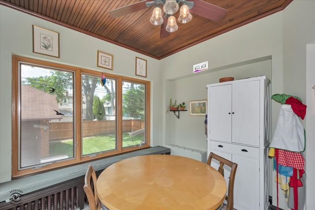 10516 S Seeley Avenue, Chicago, IL 60643