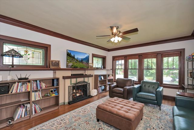 10516 S Seeley Avenue, Chicago, IL 60643