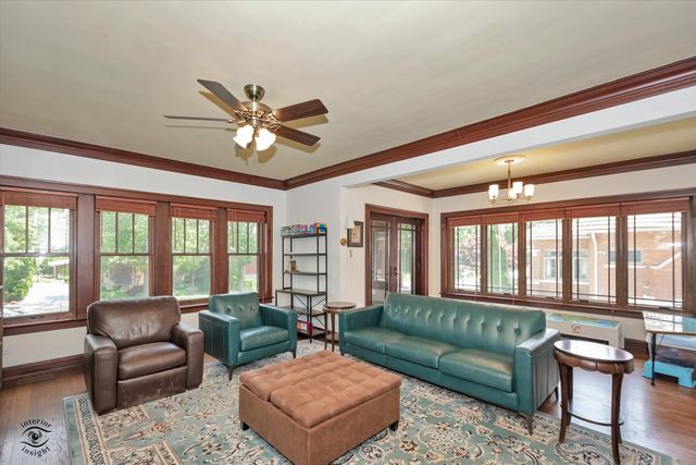 10516 S Seeley Avenue, Chicago, IL 60643