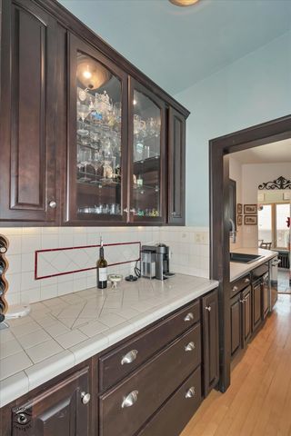 10516 S Seeley Avenue, Chicago, IL 60643
